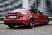 Alfa Romeo Giulia Veloce 42 180x120