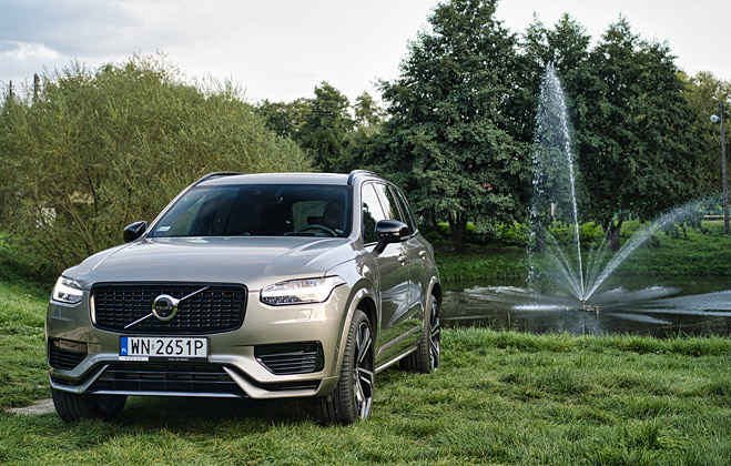 Volvo XC90 AWD PHEV 21