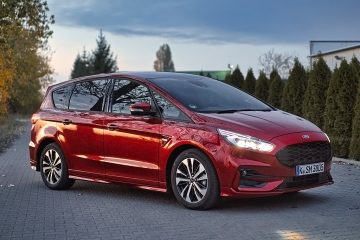 Ford S Max Hybrid 2022 360x240