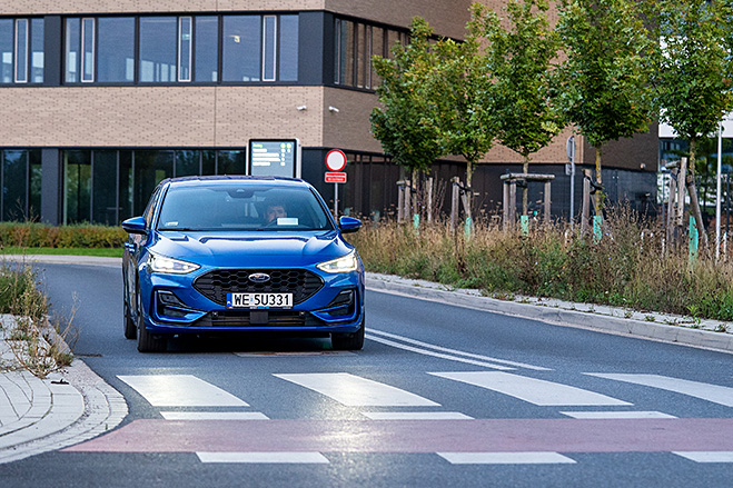 Ford Focus EcoBoost Hybrid ST Line 38