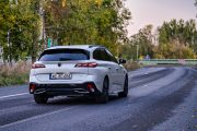 Peugeot 308 SW HYBRID 225 EEAT8 3 180x120