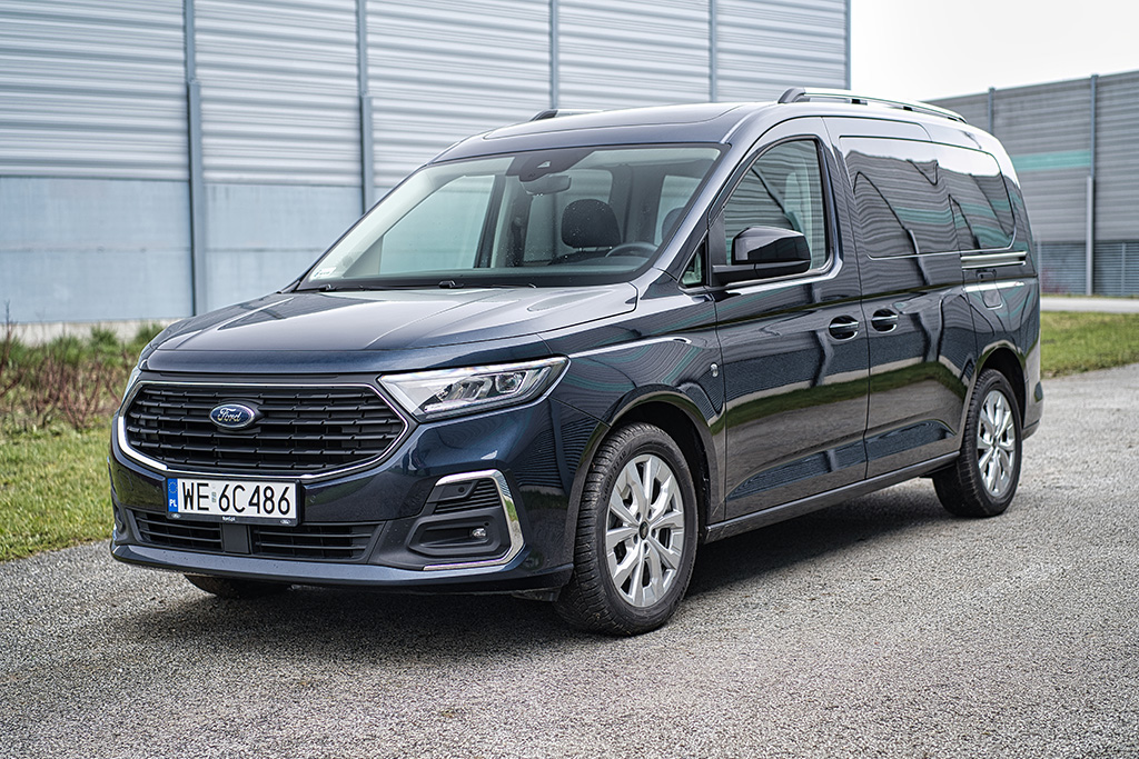 Ford-Tourneo-Connect-2023