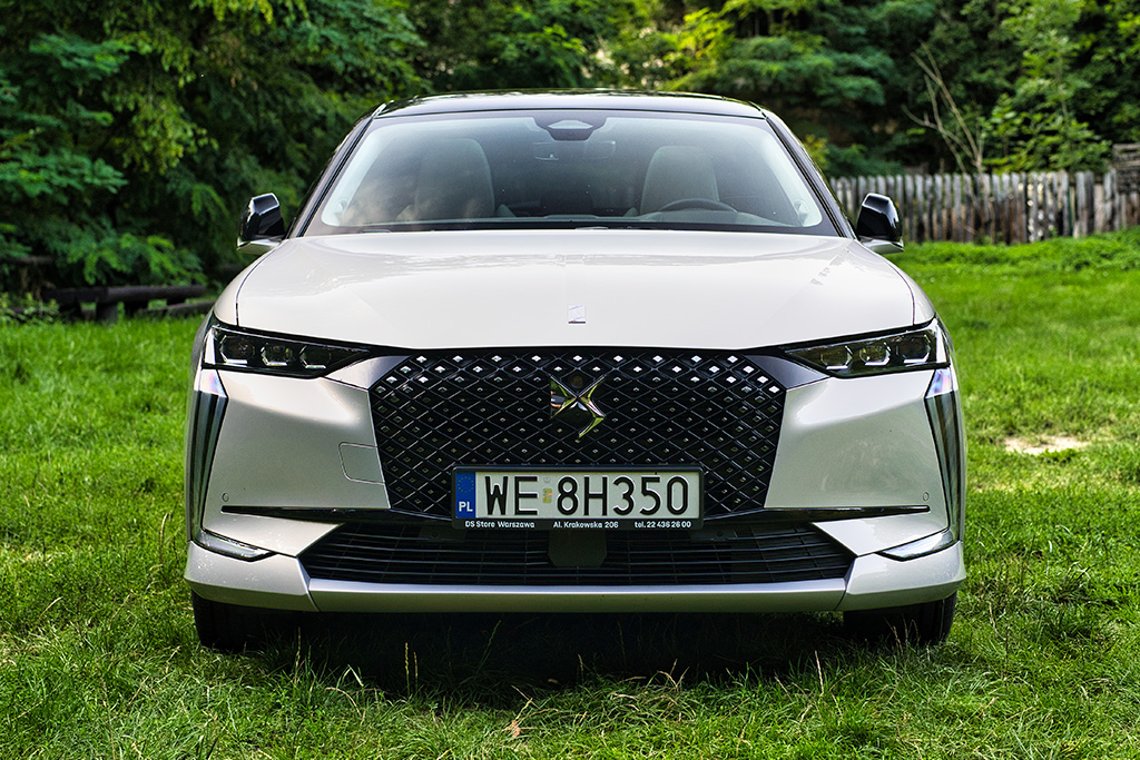 DS4-E-Tense-PHEV-225KM-2023