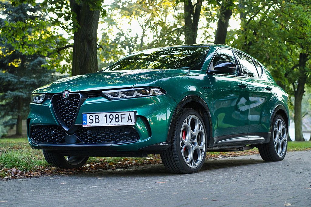 Alfa-Romeo-Tonale-Veloce-PHEV-2023