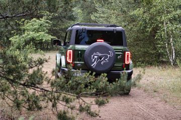 Ford Bronco Outer Banks 2024 36 360x240