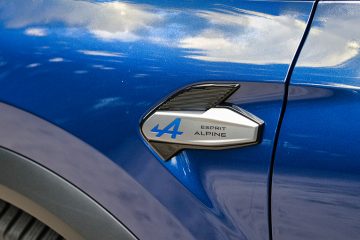 Renault Captur Esprit Alpine 2025 13 360x240