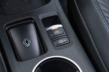 Renault Captur Esprit Alpine 2025 18 360x240