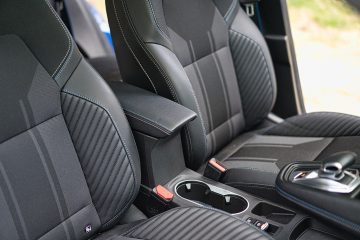 Renault Captur Esprit Alpine 2025 22 360x240