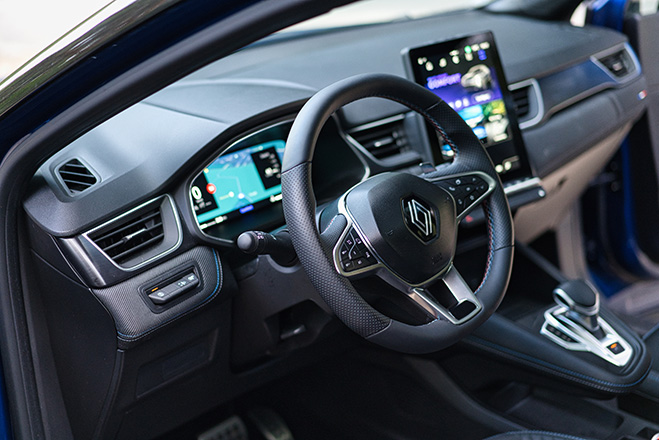 Renault Captur Esprit Alpine 2025 24