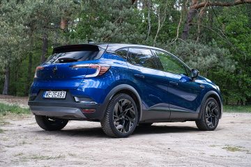 Renault Captur Esprit Alpine 2025 3 360x240