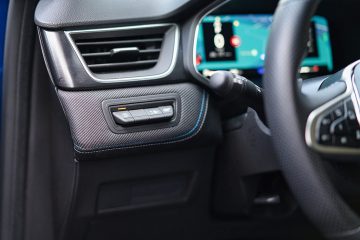 Renault Captur Esprit Alpine 2025 30 360x240
