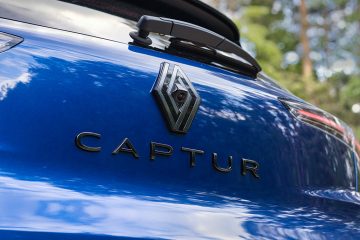 Renault Captur Esprit Alpine 2025 7 360x240