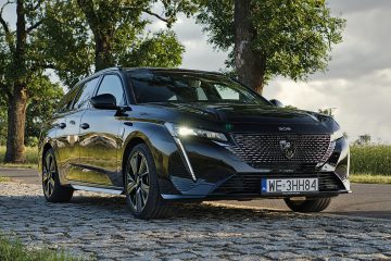 Peugeot-308-SW-GT-Hybrid-2025