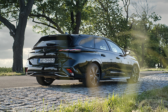 Peugeot 308 SW GT Hybrid 2025 31