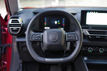 Citroen E C4 MAX 2025 19 360x240