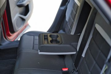 Citroen E C4 MAX 2025 37 360x240