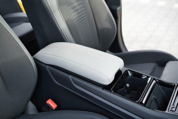 Ford Capri EV 2025 17 360x240