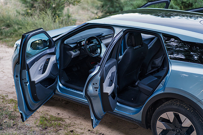 Ford Explorer EV 2025 12