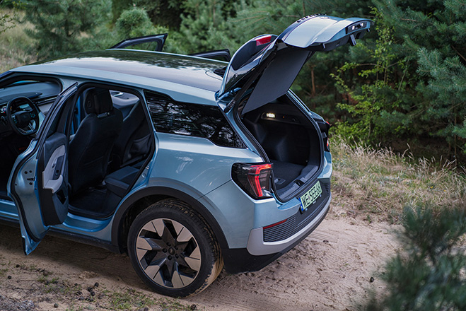 Ford Explorer EV 2025 13