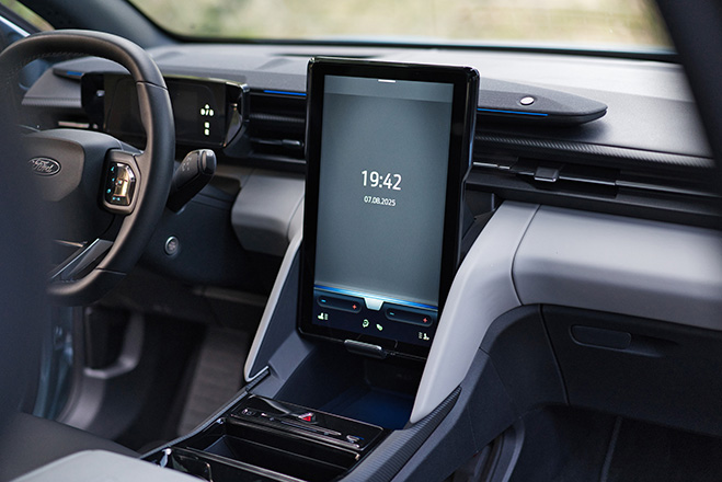 Ford Explorer EV 2025 18