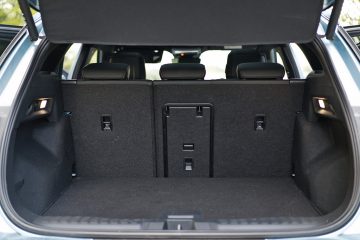 Ford Explorer EV 2025 30 360x240