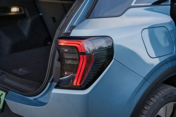 Ford Explorer EV 2025 31 360x240