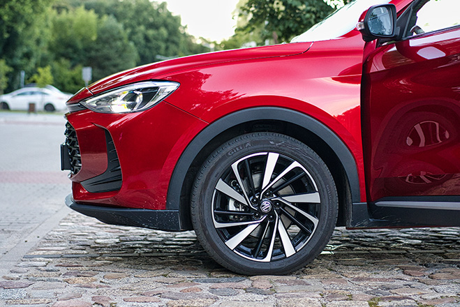 MG ZS Hybrid Exclusice 2025 14