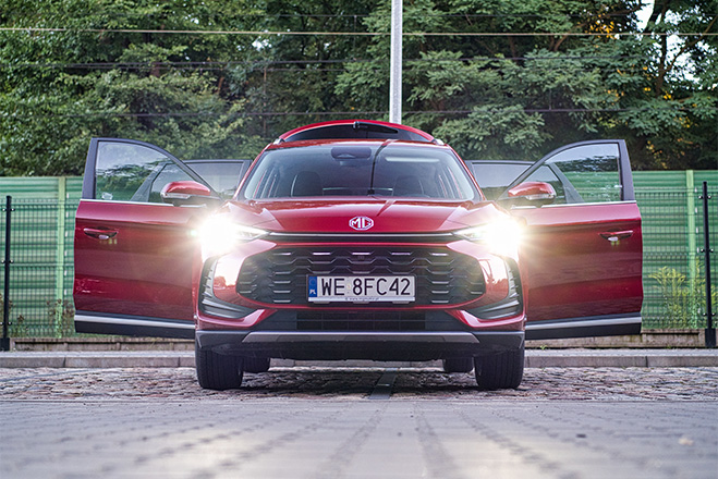 MG ZS Hybrid Exclusice 2025 7