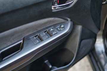 Suzuki Vitara Hybrid 2025 20 360x240