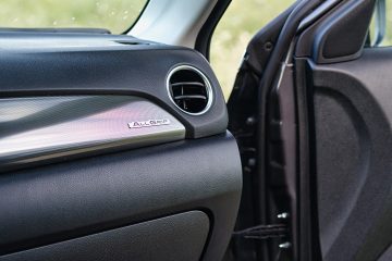 Suzuki Vitara Hybrid 2025 21 360x240