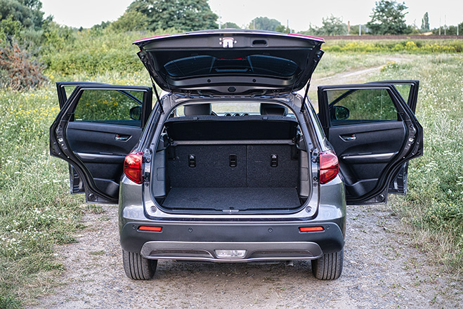 Suzuki Vitara Hybrid 2025 23