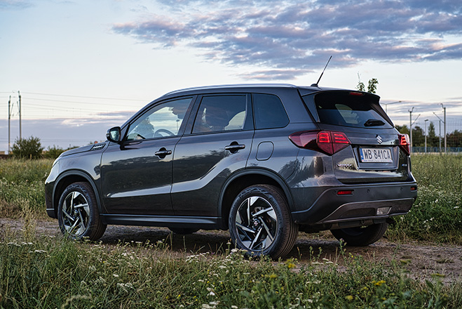 Suzuki Vitara Hybrid 2025 28