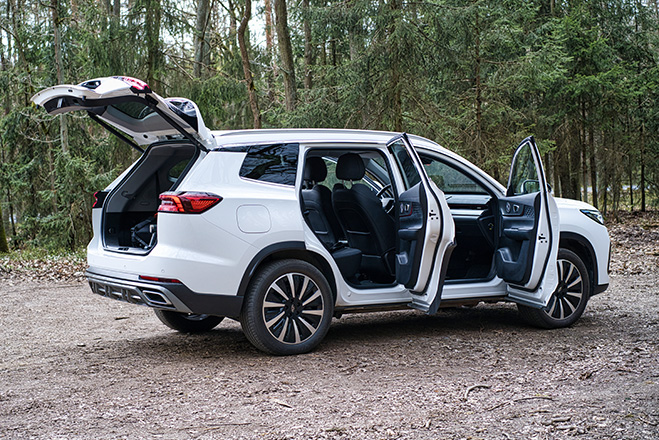 Chery Tiggo 8 2026 ICE Vs PHEV 11