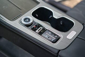 Chery Tiggo 8 2026 ICE Vs PHEV 26 360x240