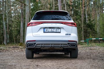 Chery Tiggo 8 2026 ICE Vs PHEV 7 360x240