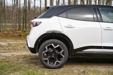 Opel Mokka Turbo Hybrid 2026 30 360x240