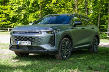 Omoda-9-PHEV-Super-Hybrid-2026