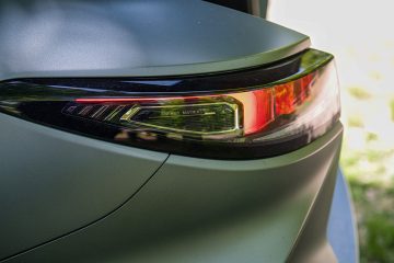 Omoda 9 PHEV Super Hybrid 2026 30 360x240