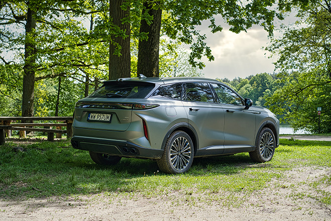 Omoda 9 PHEV Super Hybrid 2026 32