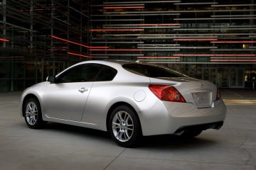 Nissan Altima Coupe 3 360x240