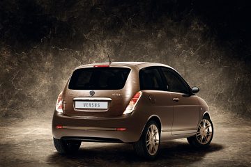 Lancia Ypsilon Versus 3 360x240