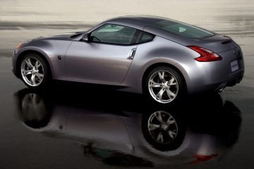 Nissan 370z Coupe 2 360x240