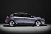 Renault Megane Hatch 8 180x120