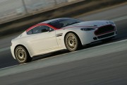 Aston Martin Vantage Gt4 2 180x120