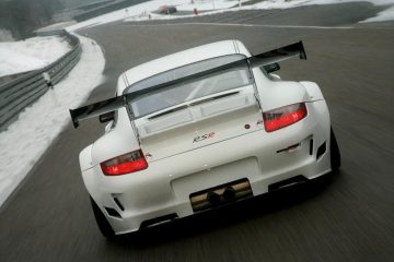 Więcej mocy dla Porsche 911 GT3 RSR