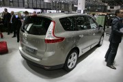 Renault Scenic 2 180x120