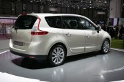 Renault Scenic 3 180x120