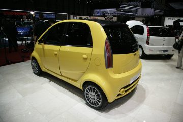 Tata Nano Europe 3 360x240