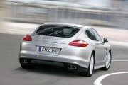 Porsche Panamera Turbo 3 180x120