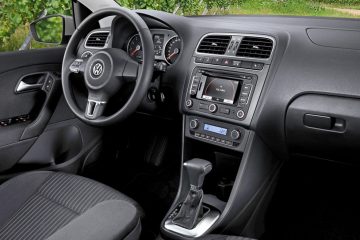 VW Polo 2010 4 360x240